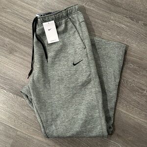 🆕 Men’s NIKE Sweatpants - Therma-Fit Fleece XL Gray